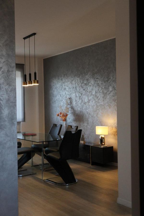 Bnbutler - Via Foppa 7 - 130 Mq In Posizione Strategica มิลาน ภายนอก รูปภาพ